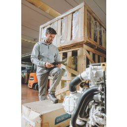 Reebok  Hoodie Grey Small 35-37" Chest