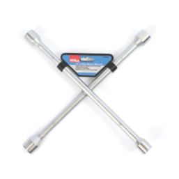 Screwfix store hand tools