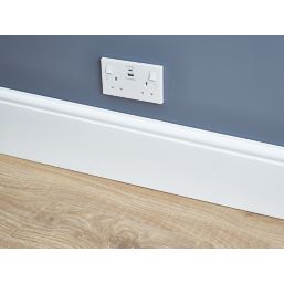 British General 900 Series 13A 2-Gang SP Switched Socket + 4.2A 10.5W 2-Outlet Type A & C USB Charger White