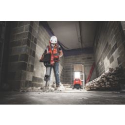 Milwaukee M18 ONESLDP-0 18 / 110V Li-Ion RedLithium Cordless ONE-KEY LED Compact Site Light - Bare