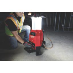 Milwaukee M18 ONESLDP-0 18 / 110V Li-Ion RedLithium Cordless ONE-KEY LED Compact Site Light - Bare