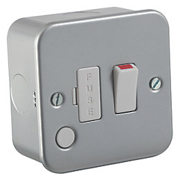 Knightsbridge  13A Switched Metal Clad Fused Spur & Flex Outlet   with White Inserts