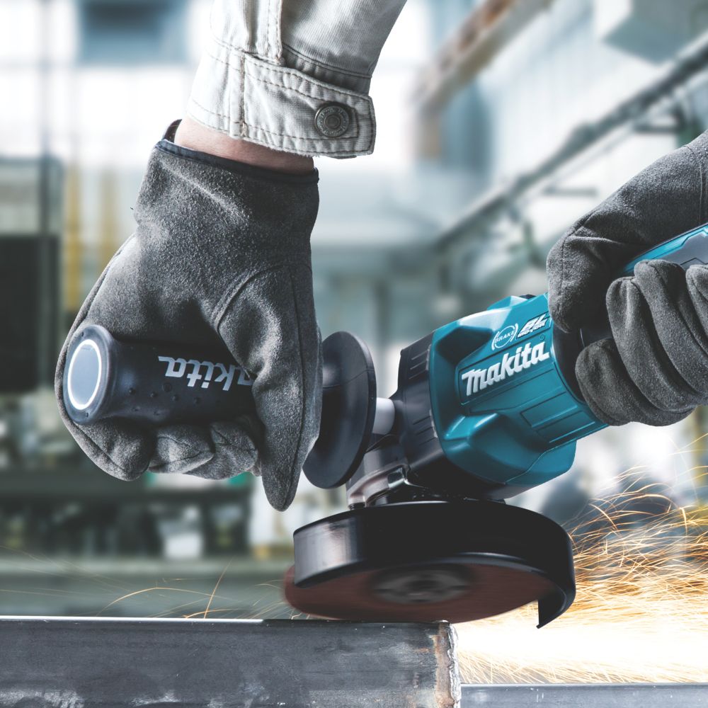 Makita discount sander screwfix