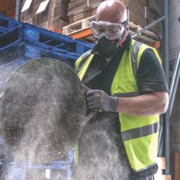 Trend Stealth Small / Medium Half Mask P3R