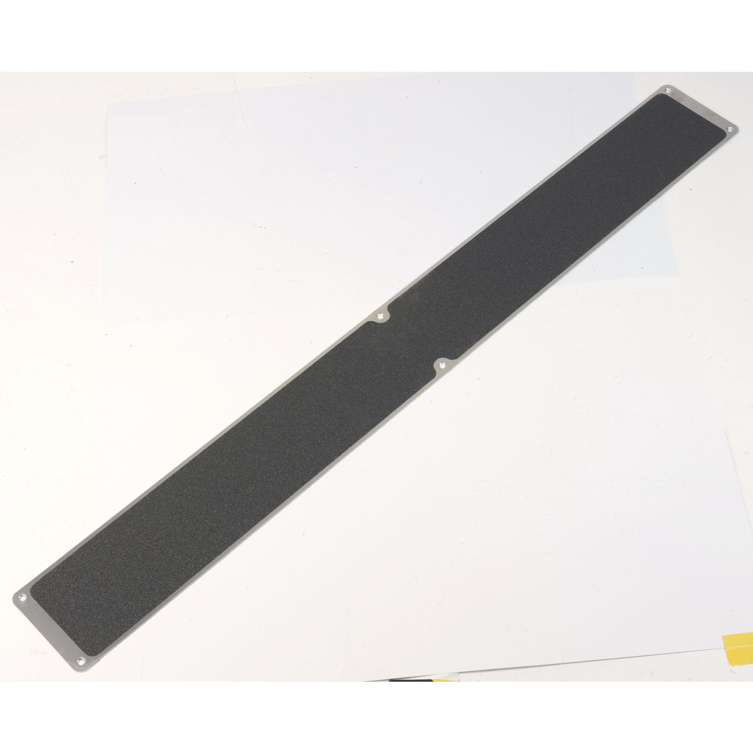 FENCEMATE Black Aluminium Anti-Slip Plate 1000mm x 115mm x 1.5mm (983YV)