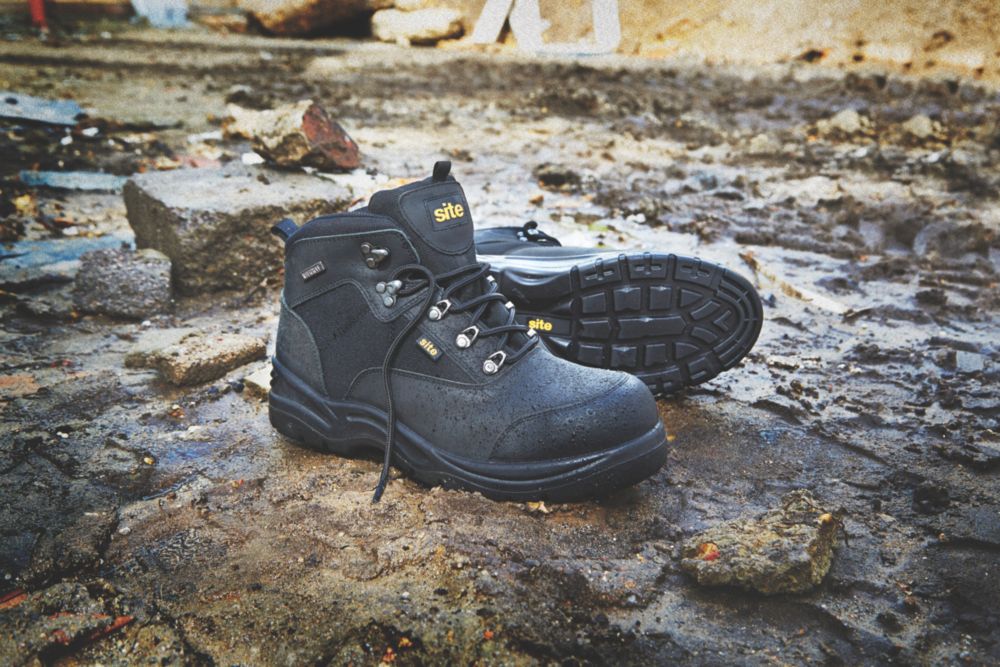 Screwfix best sale waterproof boots