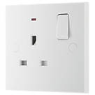 British General 900 Series 13A 1-Gang SP Switched Power Socket White with LED