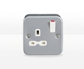 Knightsbridge Metal Clad Switches & Sockets