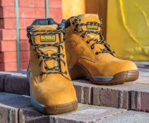 Safety footwear outlet screwfix