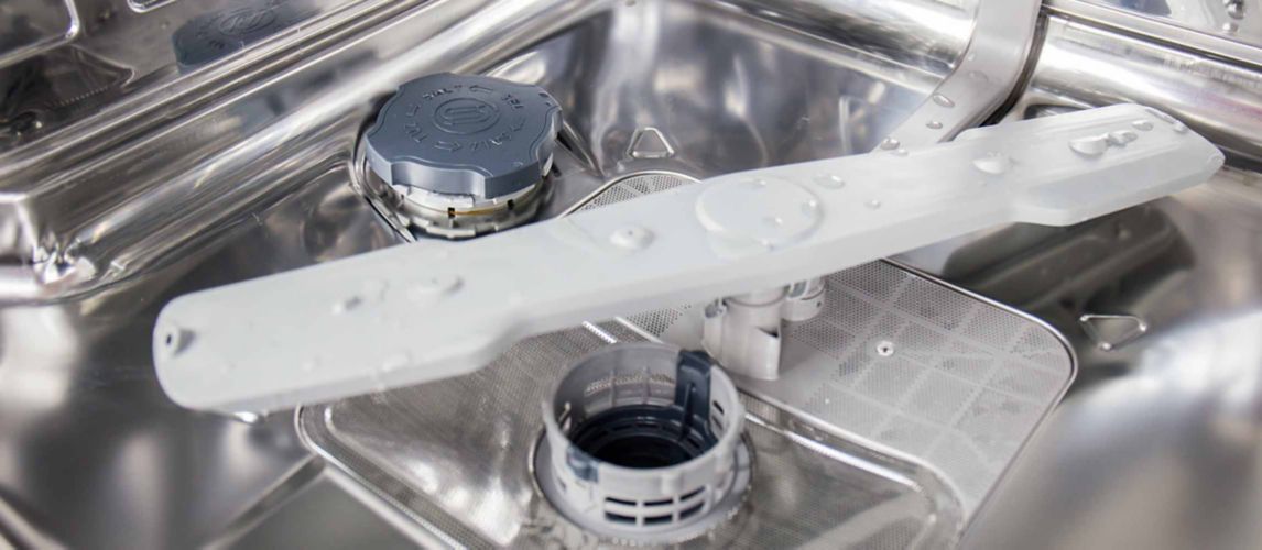 A dishwasher machinery for dirty water sink and cleaning utensils with sprinkler for draining