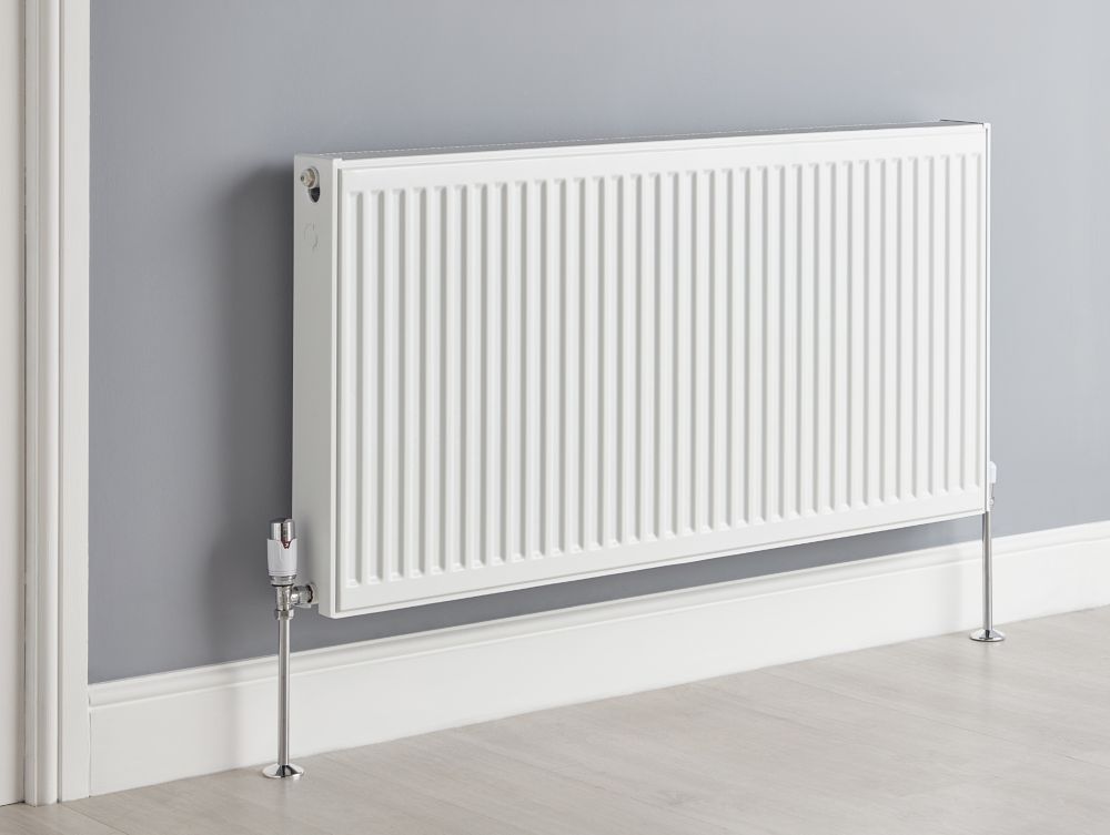 Flomasta | Radiators & Valves | Screwfix