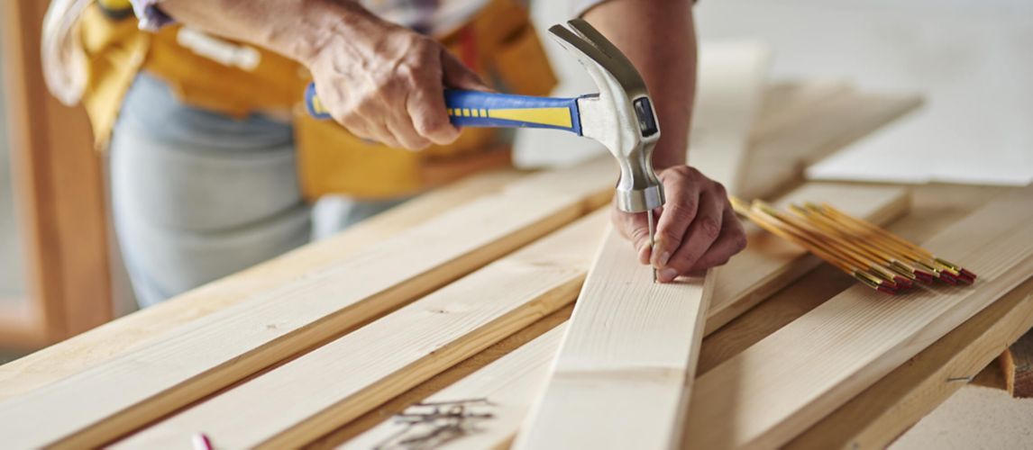 How to make a hammer handle to replace a broken one. Woodworking project. 