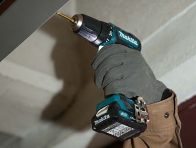 View all Makita 12V