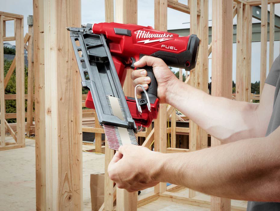 Milwaukee battery powered online tools