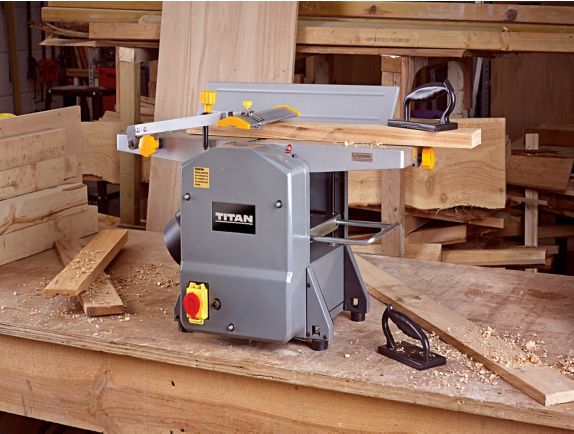 Screwfix titan clearance table saw