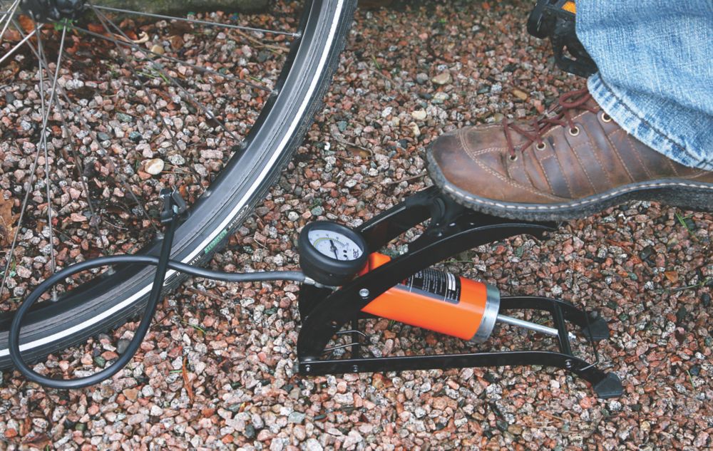 The ultimate RAC SingleBarrel Foot Pump Reviews