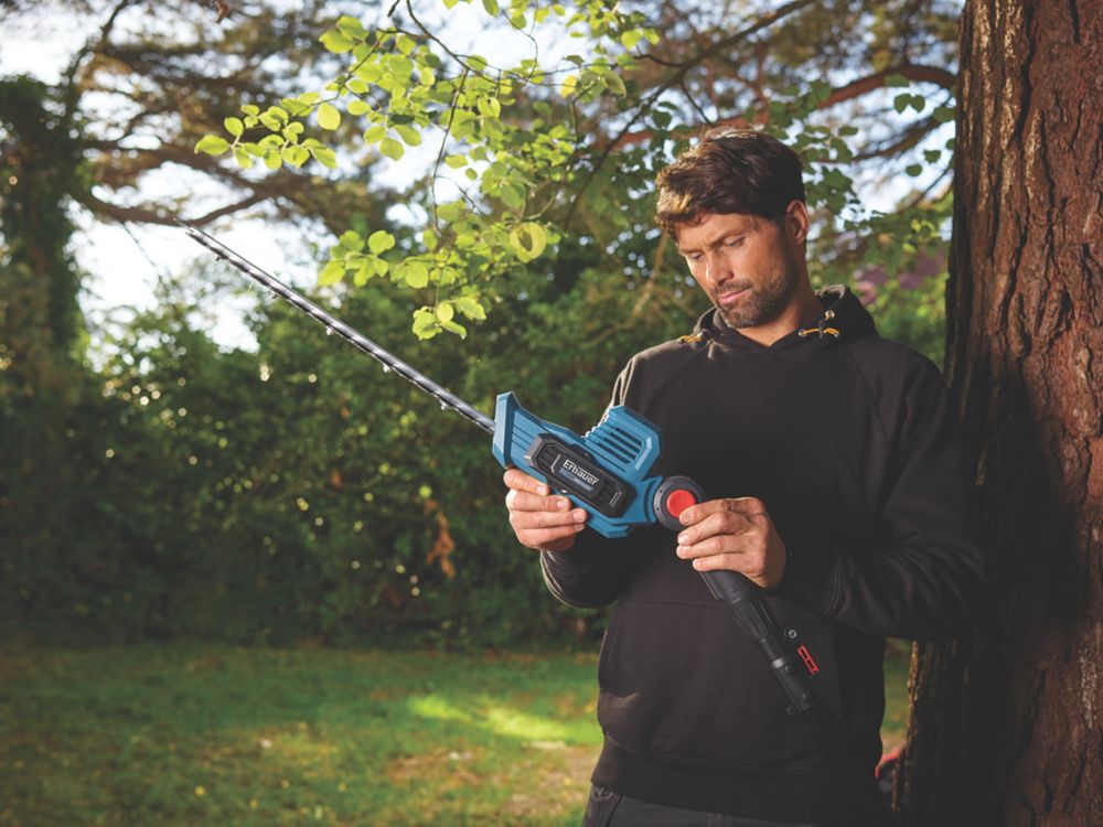 The ultimate Erbauer RB18PHTBL 45cm 18V LiIon EXT Brushless Cordless